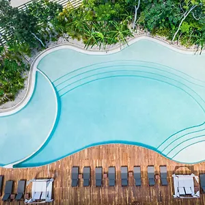 ophelia-tulum-hotel.allrivieramayahotels.com/
